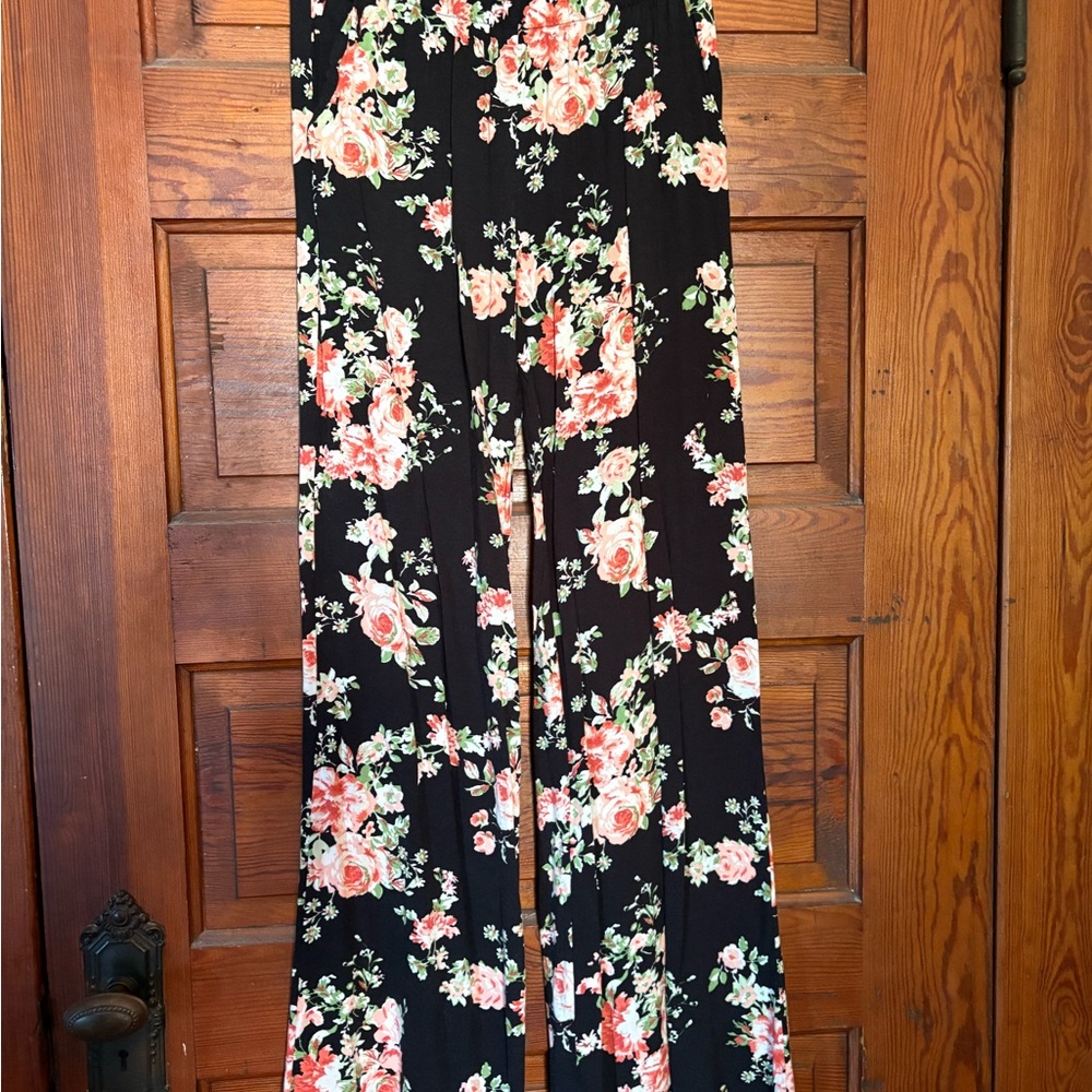 Elegant Floral Wide Leg Pants in Black